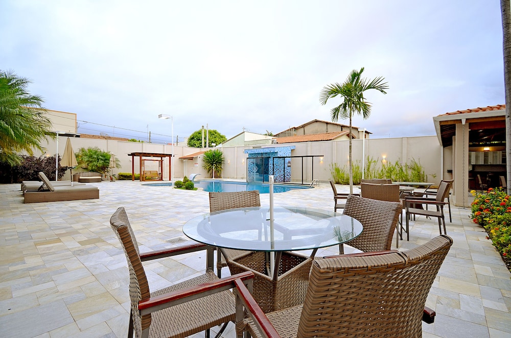 BUSINESS PARK HOTEL 59/69