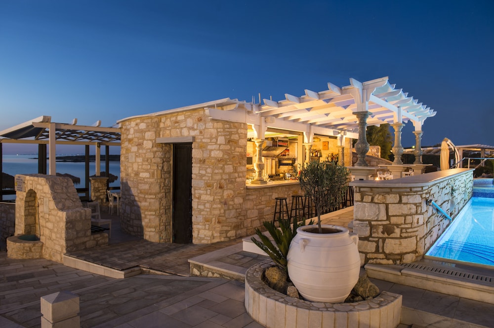 Contaratos Beach Hotel 41/50