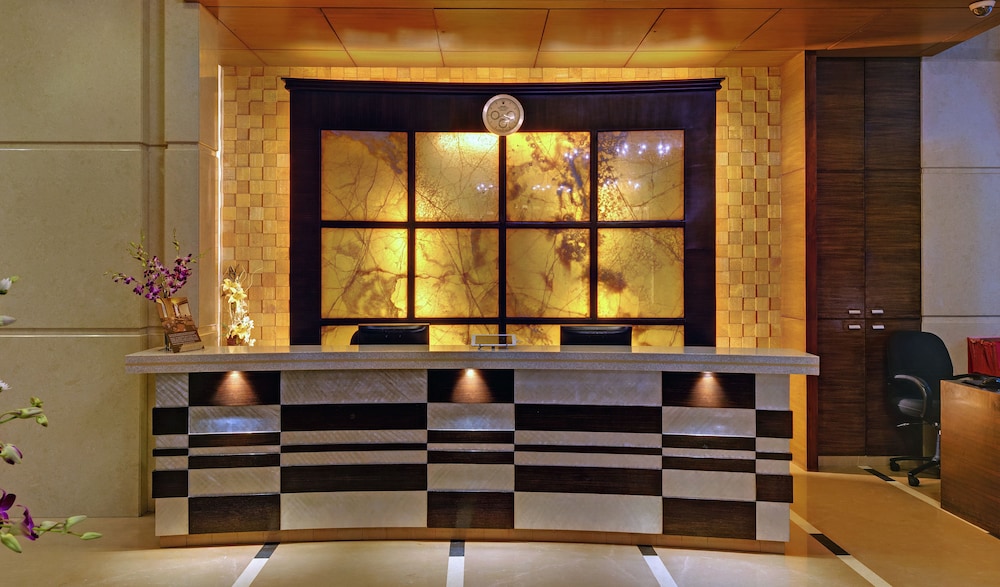 Grand Residency Service Apartment 2/40