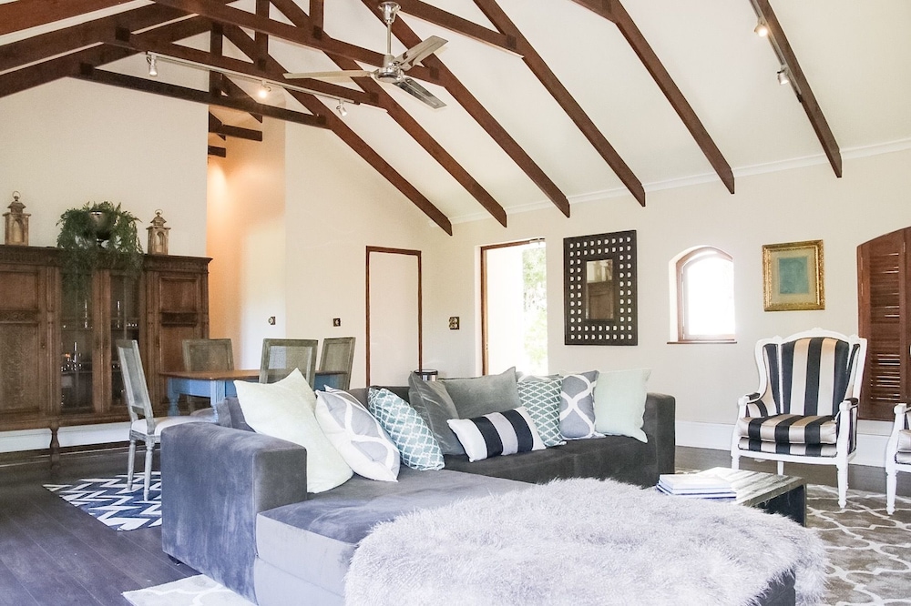 Homestead Villas 15/50