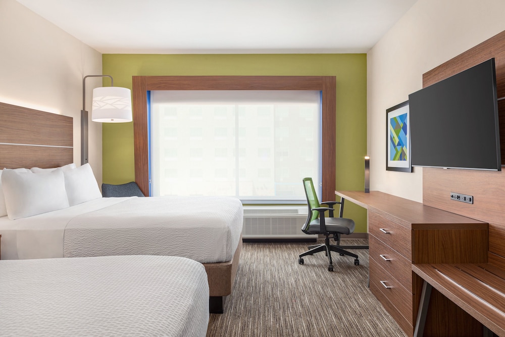 Holiday Inn Express and Suites Austin North Pflugerville 23/75