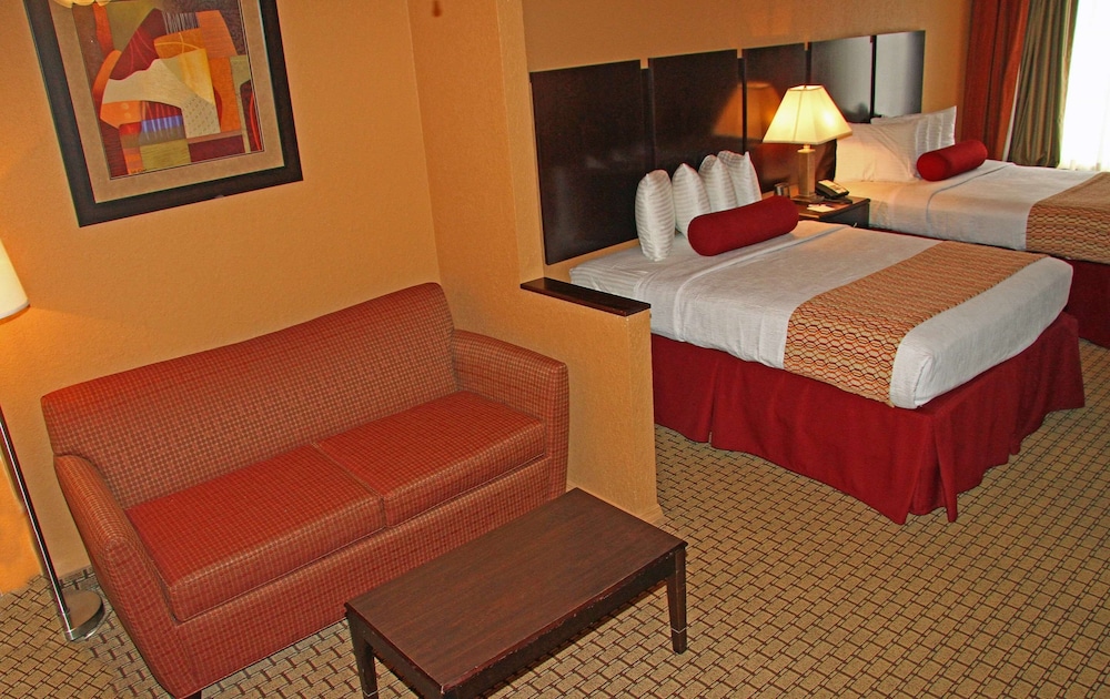 Best Western Plus Universal Inn 14/46
