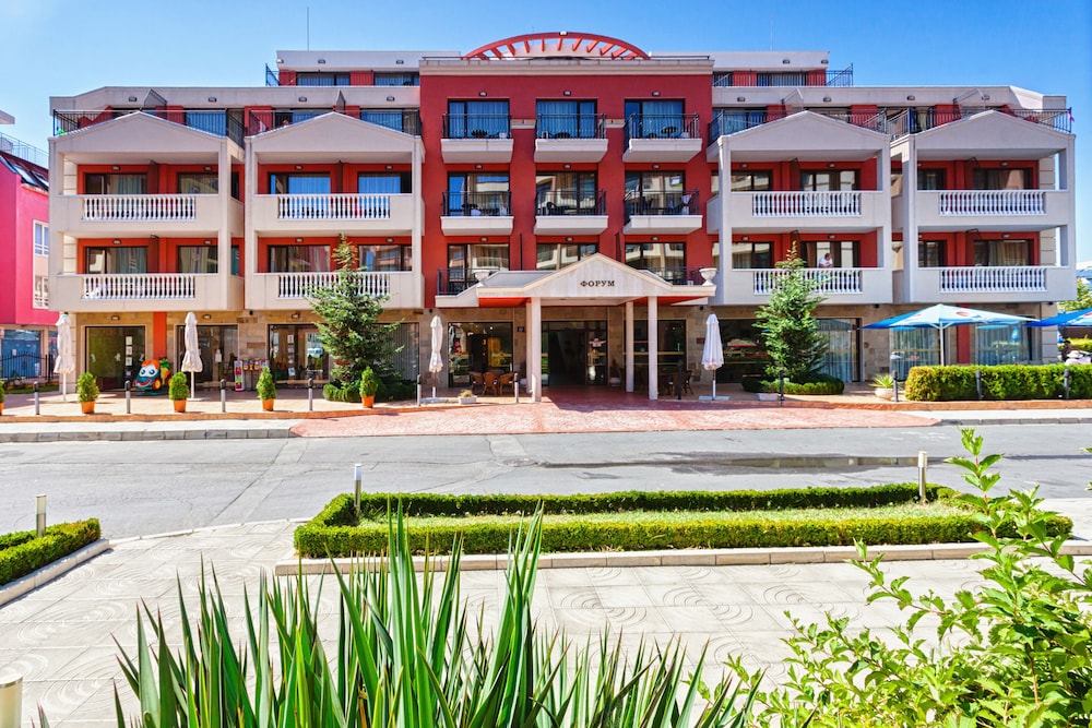 Hotel Forum 8/50