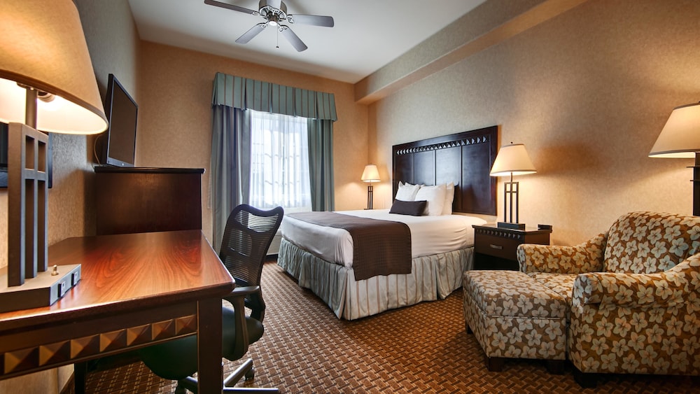 Best Western Plus Main Street Inn 16/38