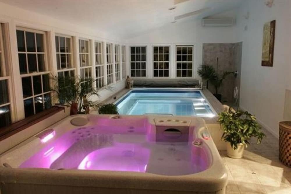 The Whalewalk Inn & Spa 18/50