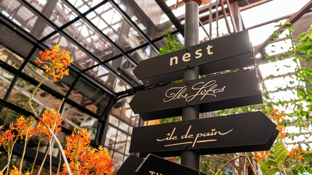 The Lofts Boutique Hotel 73/99