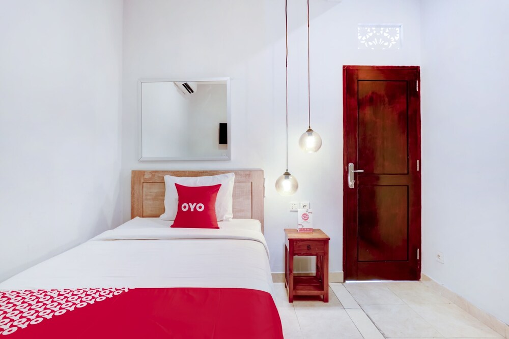OYO 90022 Puri Kramas Canggu 6/17