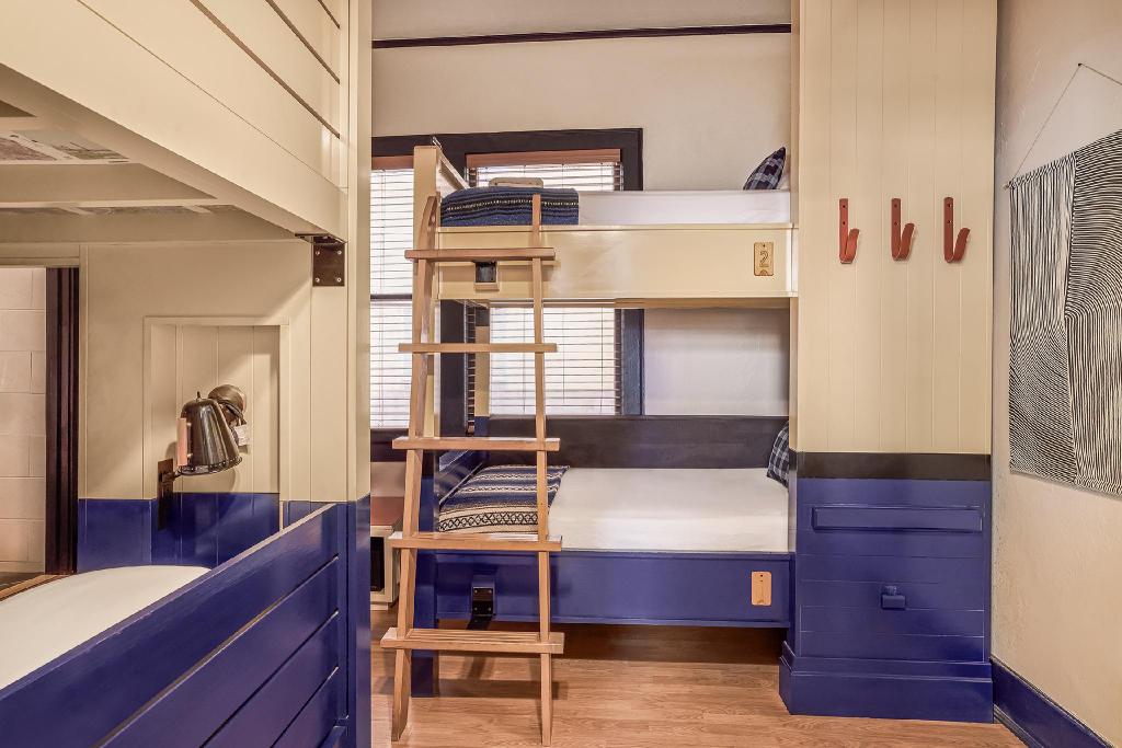 Suite, Bungalow