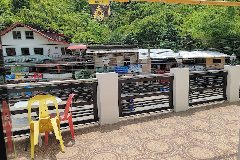 Jace Travellers Inn El Nido Near Beach by ZUZU 62/67