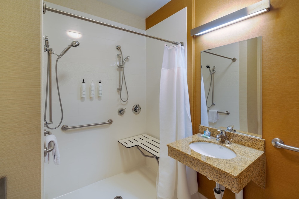 Fairfield Inn Suites Nashville Smyrna 49/50
