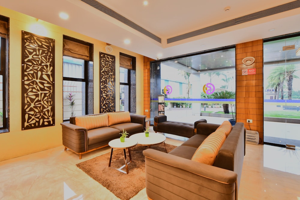 Click Hotel Sagar Plaza Chakan Pune 25/48