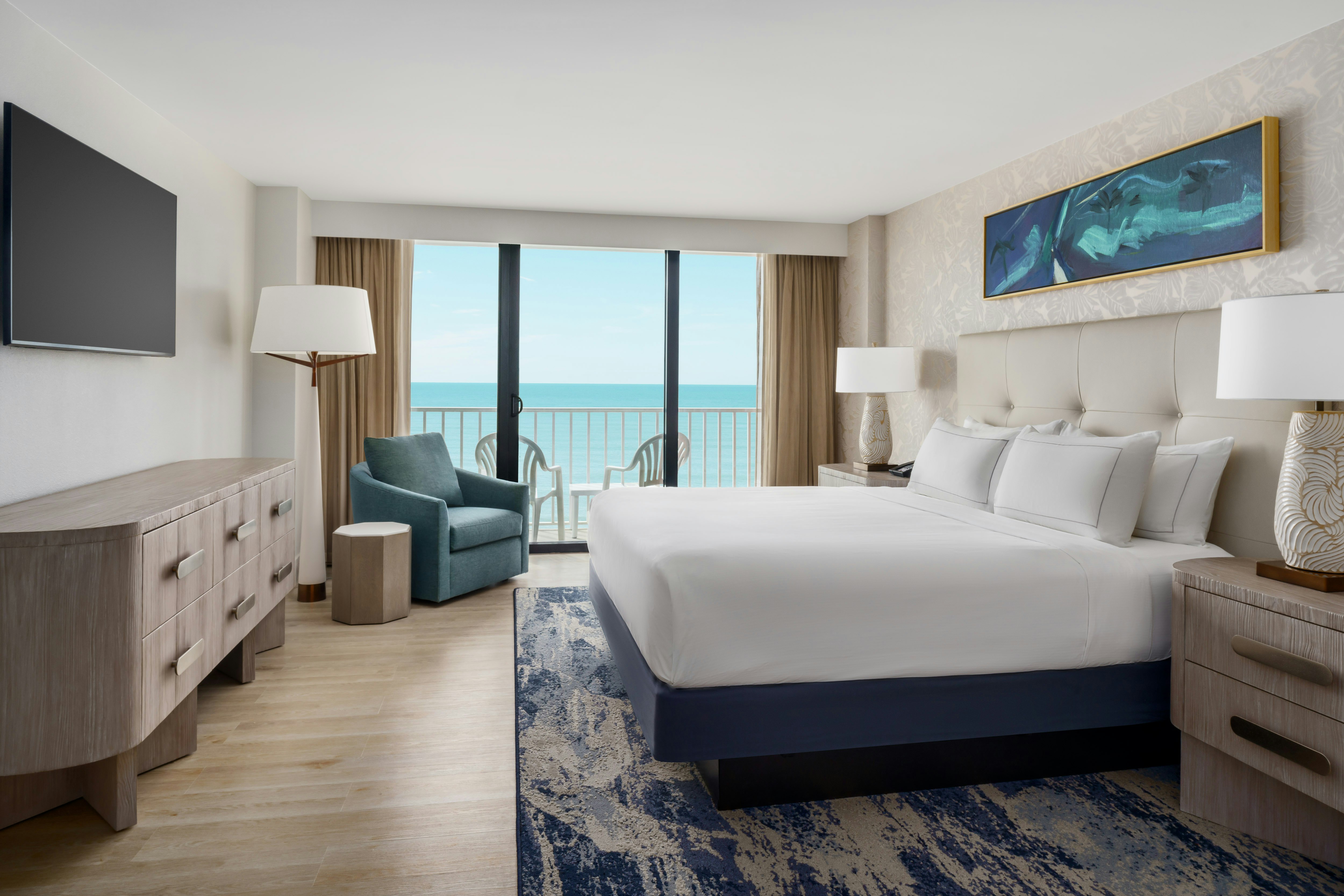 Junior Suite, King Bed, Gulf View