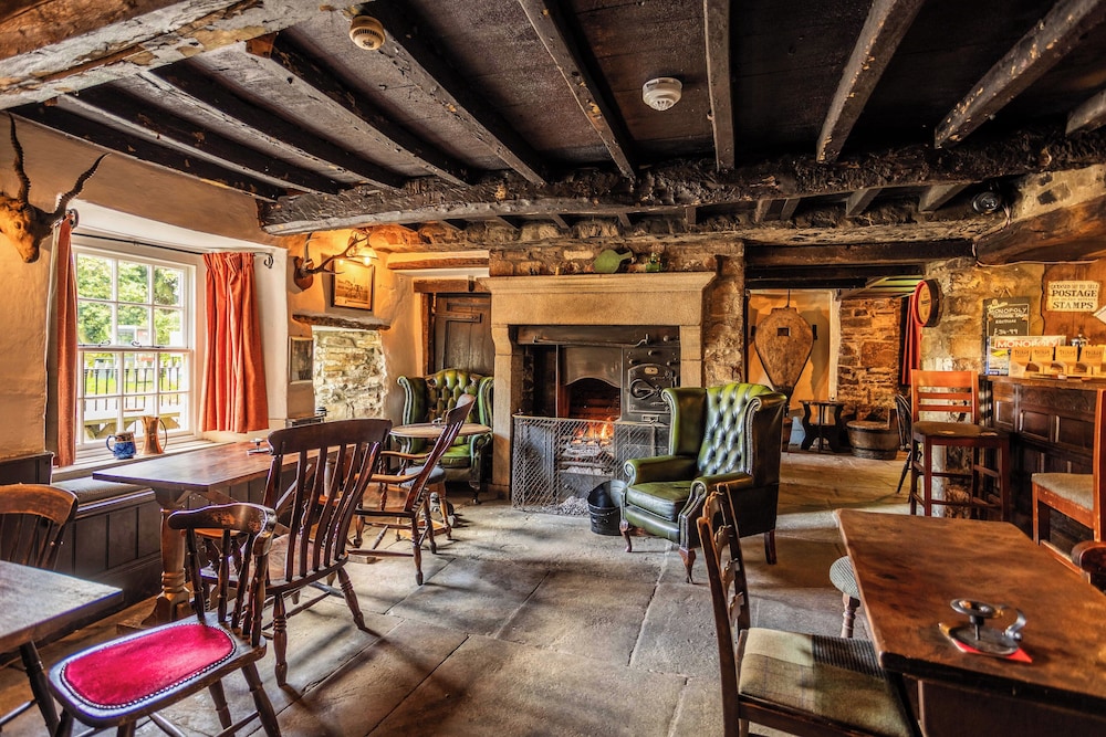 The Green Dragon Inn at Hardraw 31/50