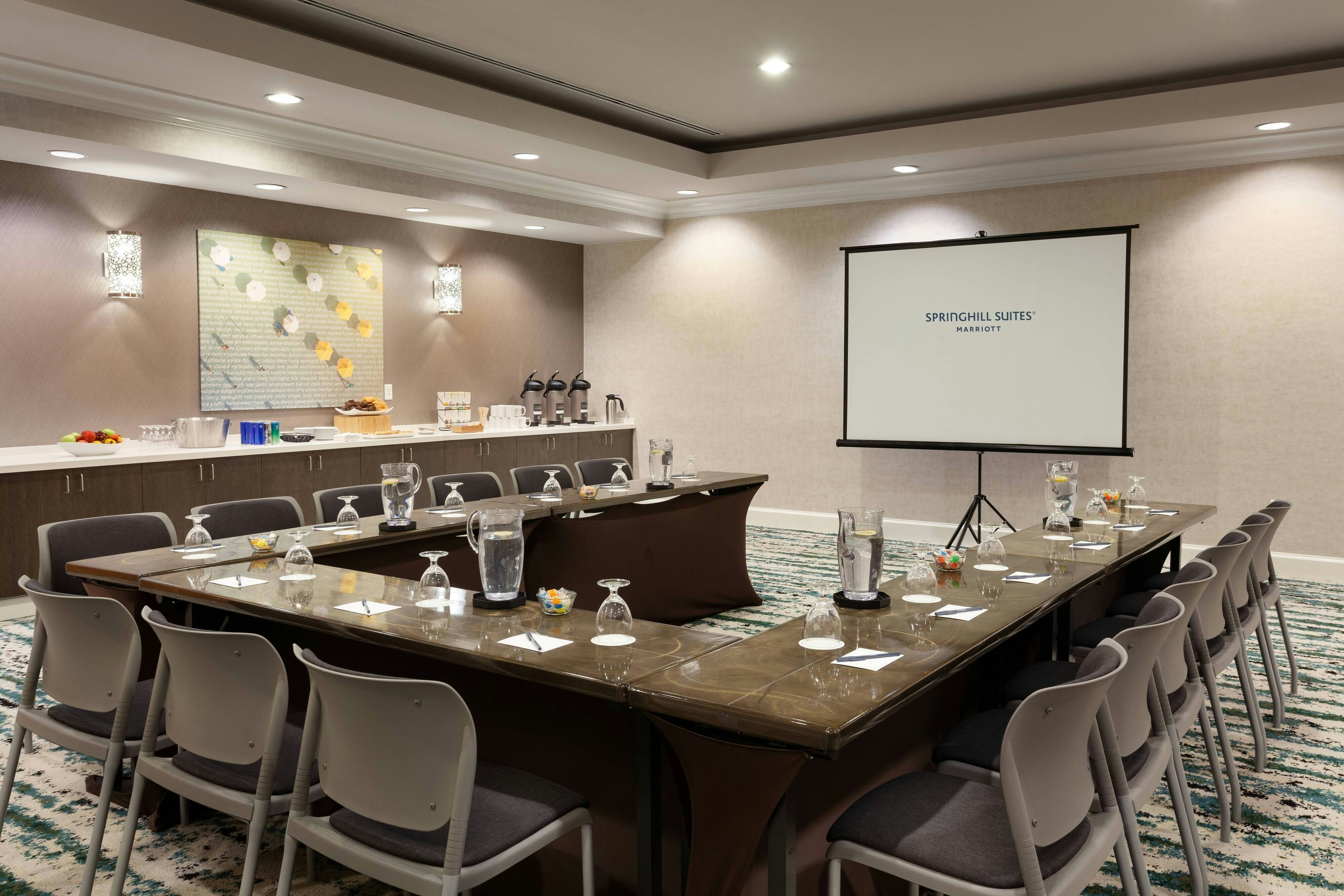 SpringHill Suites by Marriott Orlando Lake Buena Vista in the Marriott Village 50/58