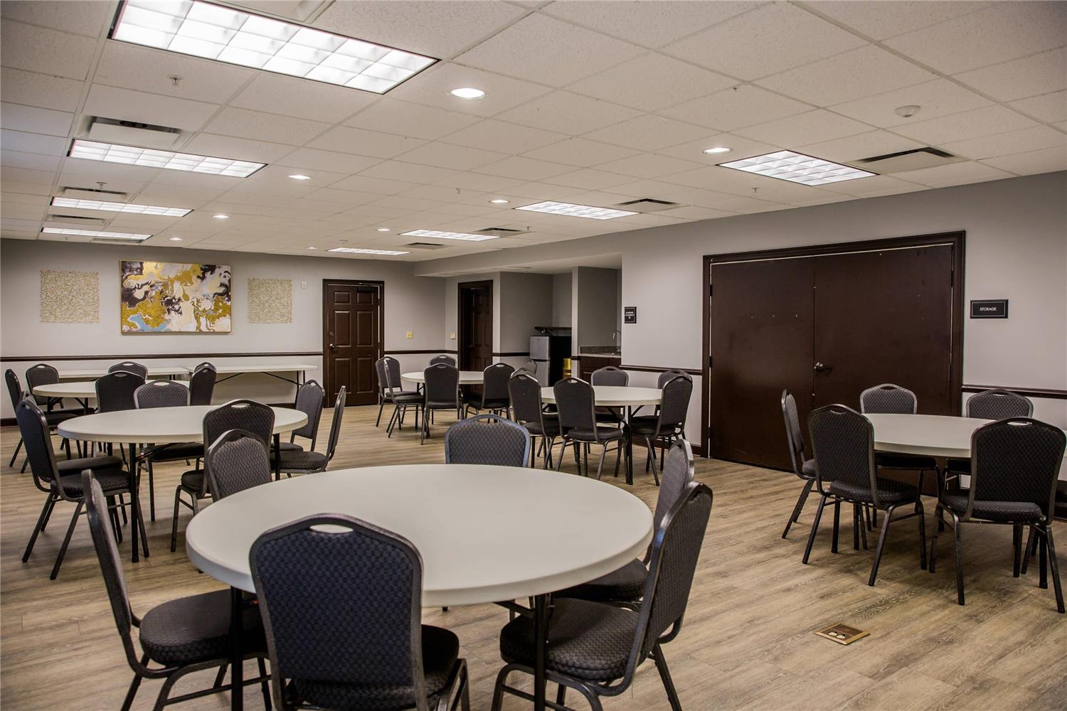 Evangeline Downs Hotel Ascend Hotel Collection 33/41