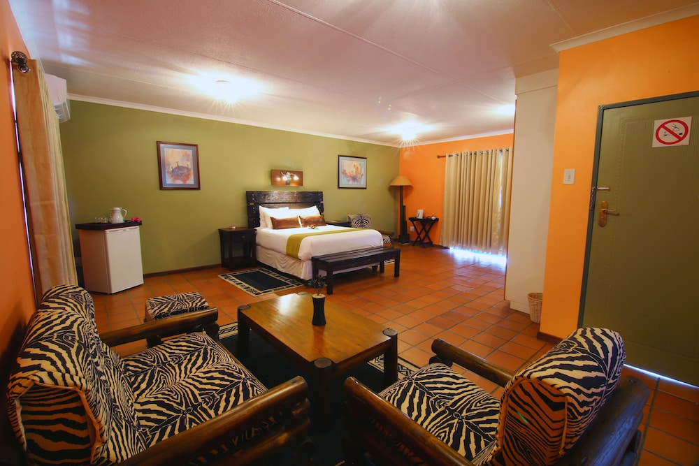 Kalahari Arms Hotel 42/69