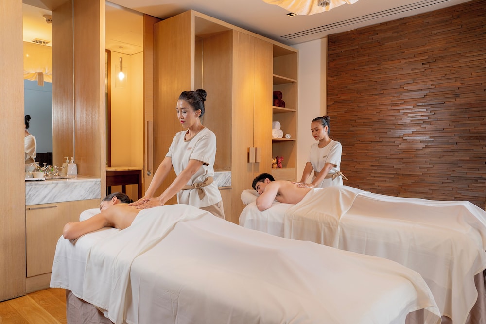 Grand Hyatt Erawan Bangkok 38/76