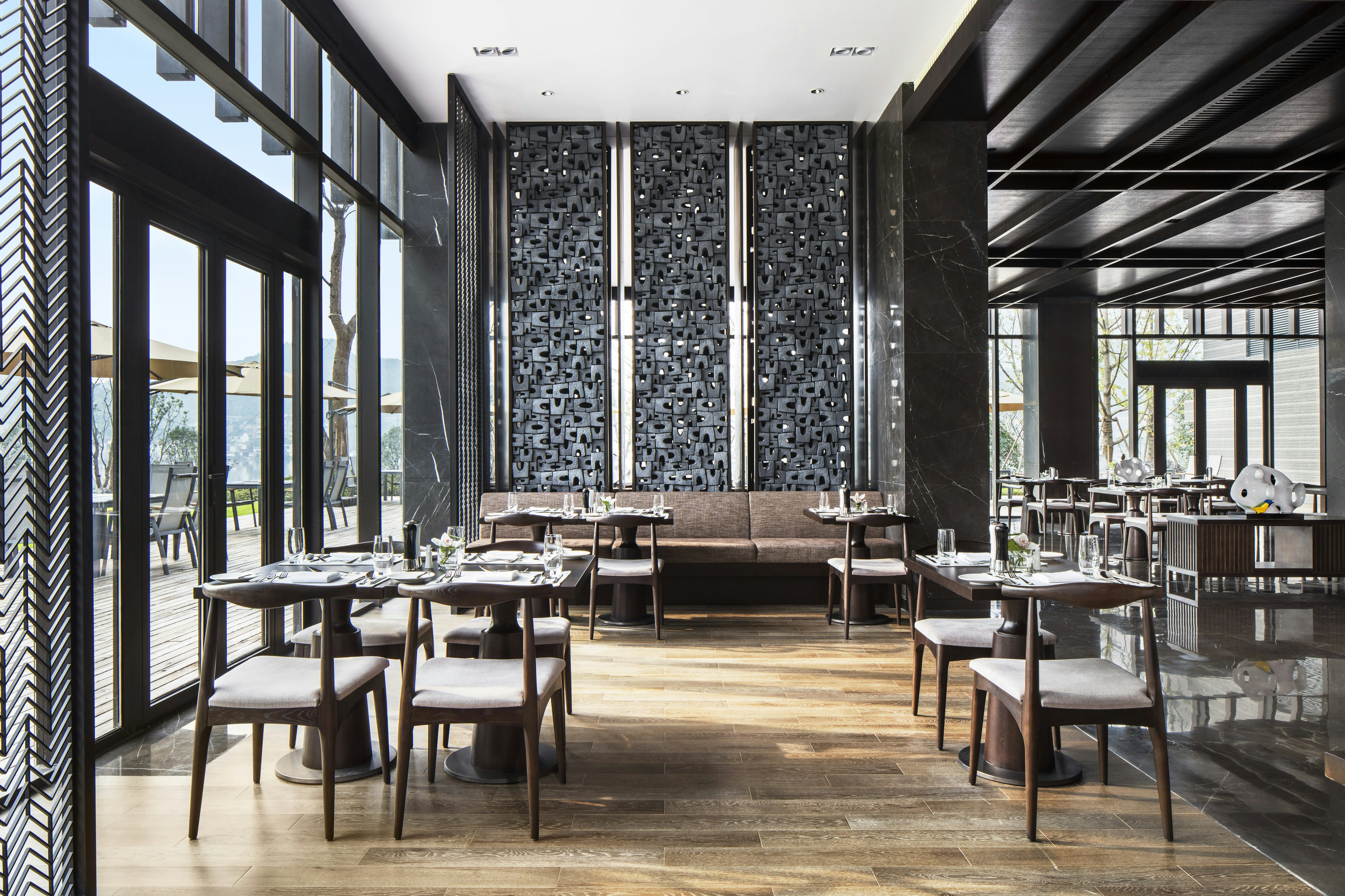 Hilton Ningbo Dongqian Lake Resort 22/41