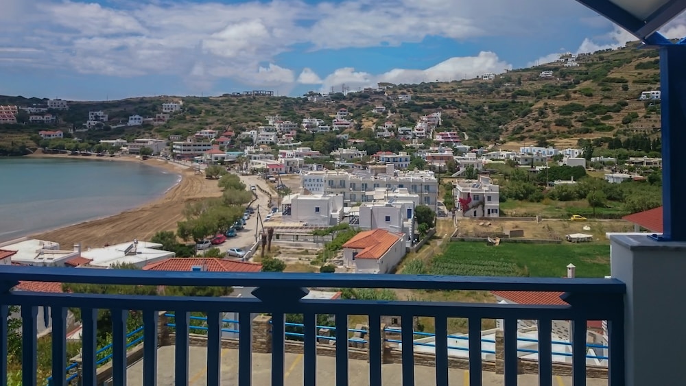 Erato Apartments 24/28