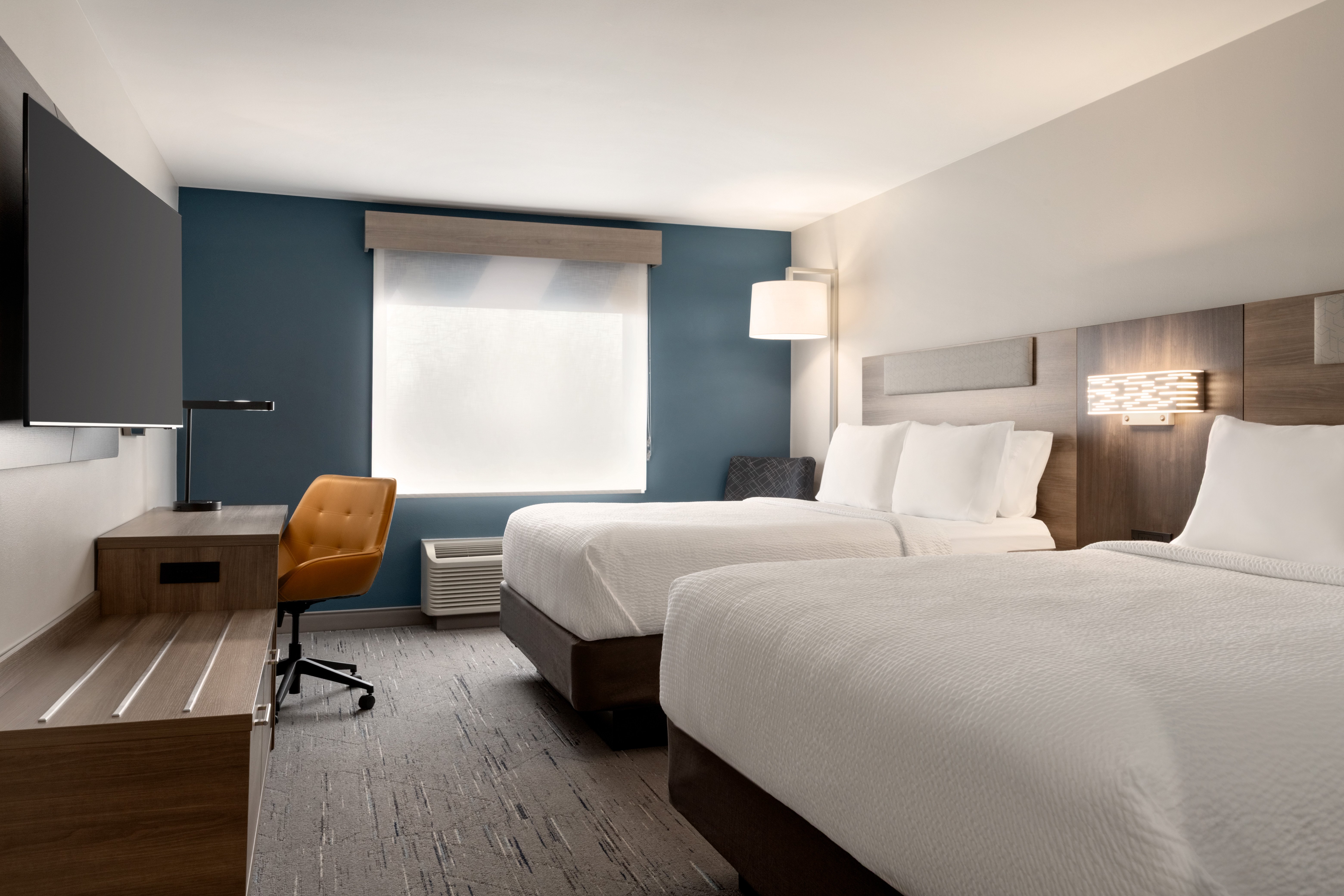 Holiday Inn Express Hotel Suites Edmond 14/63