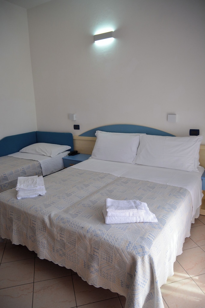 Hotel Giorg 12/50