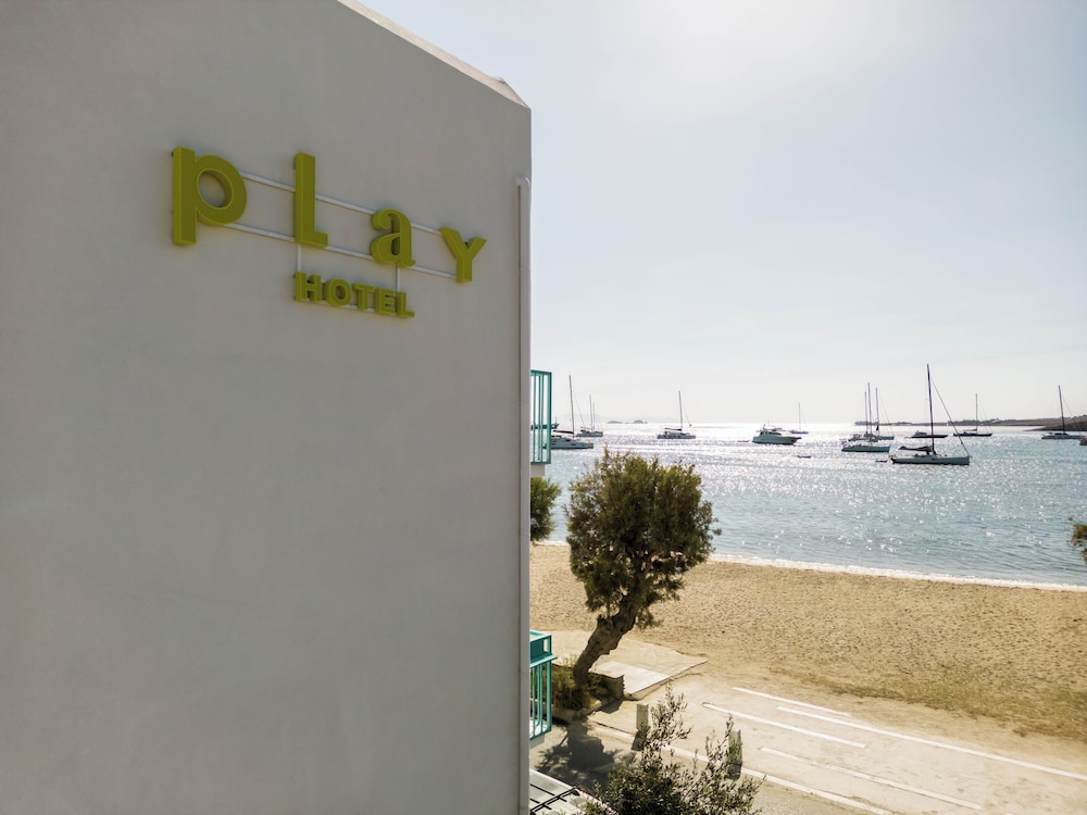 Play Paros, a member of Brown Hotels 57/62
