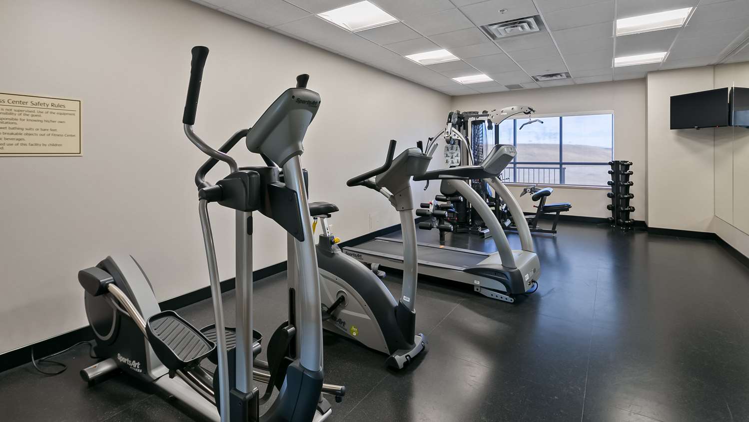 Best Western Plus Okotoks Inn and Suites 4/11