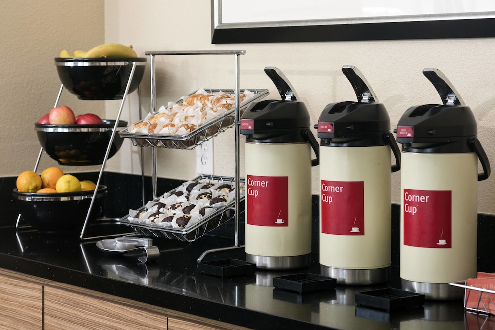 TownePlace Suites by Marriott San Diego Carlsbad / Vista 21/24