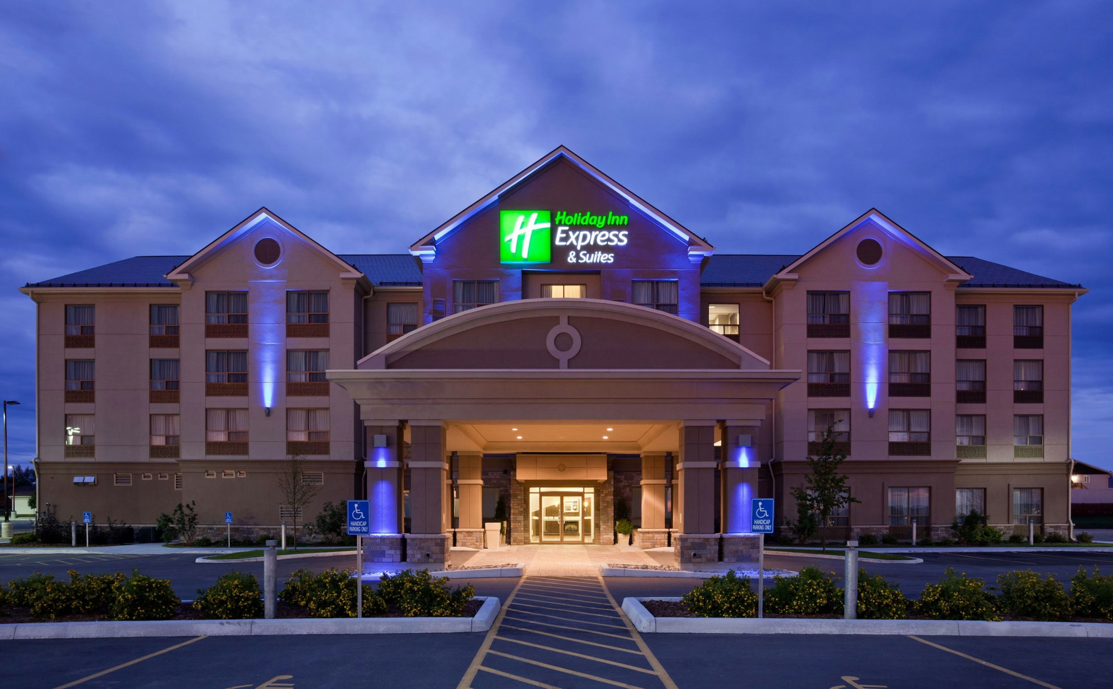 Holiday Inn Express Hotel & Suites New Liskeard 1/34