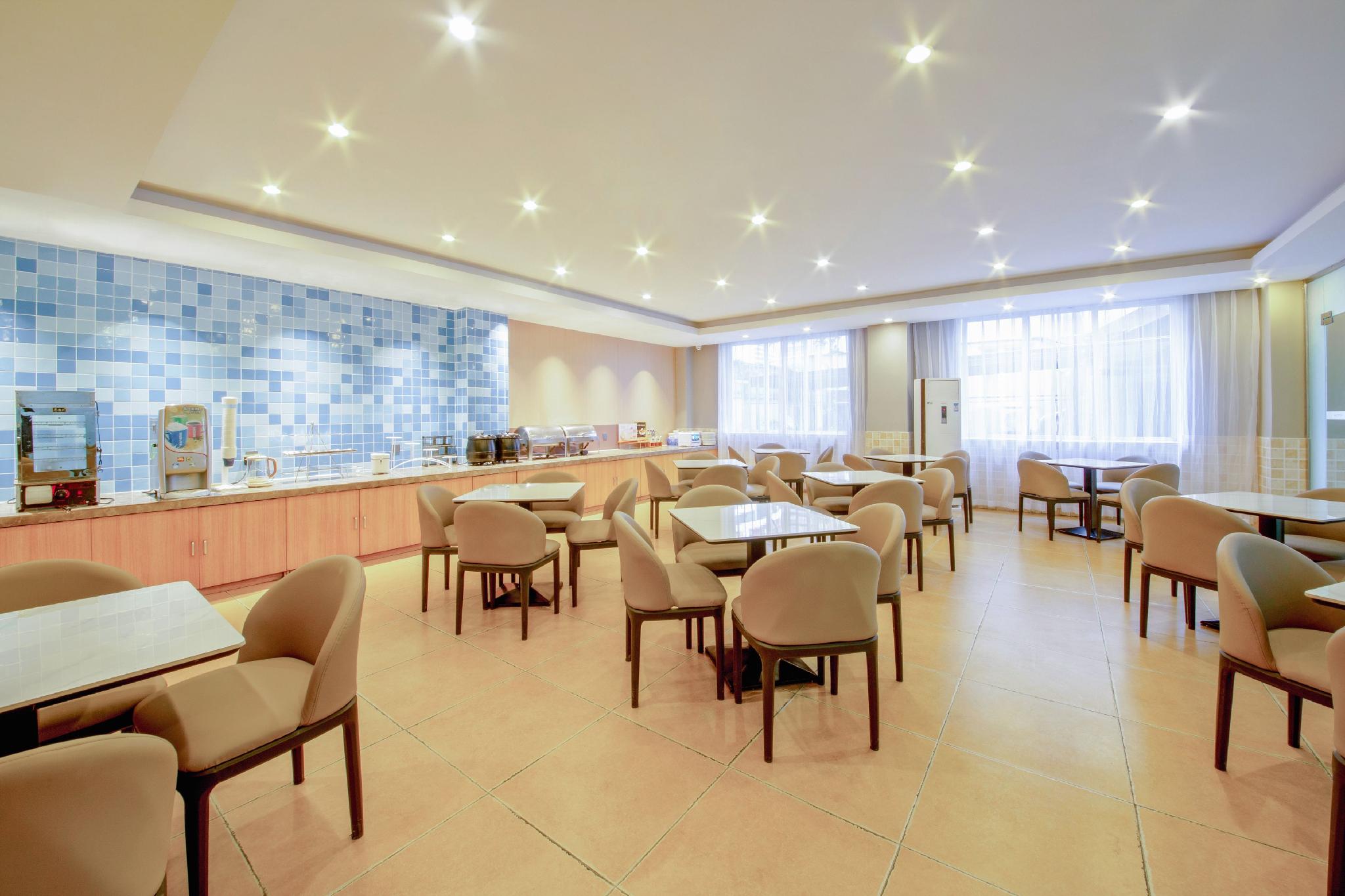 Homeinn (Chengdu Dianxin Road Huaxi Medical University) 20/25