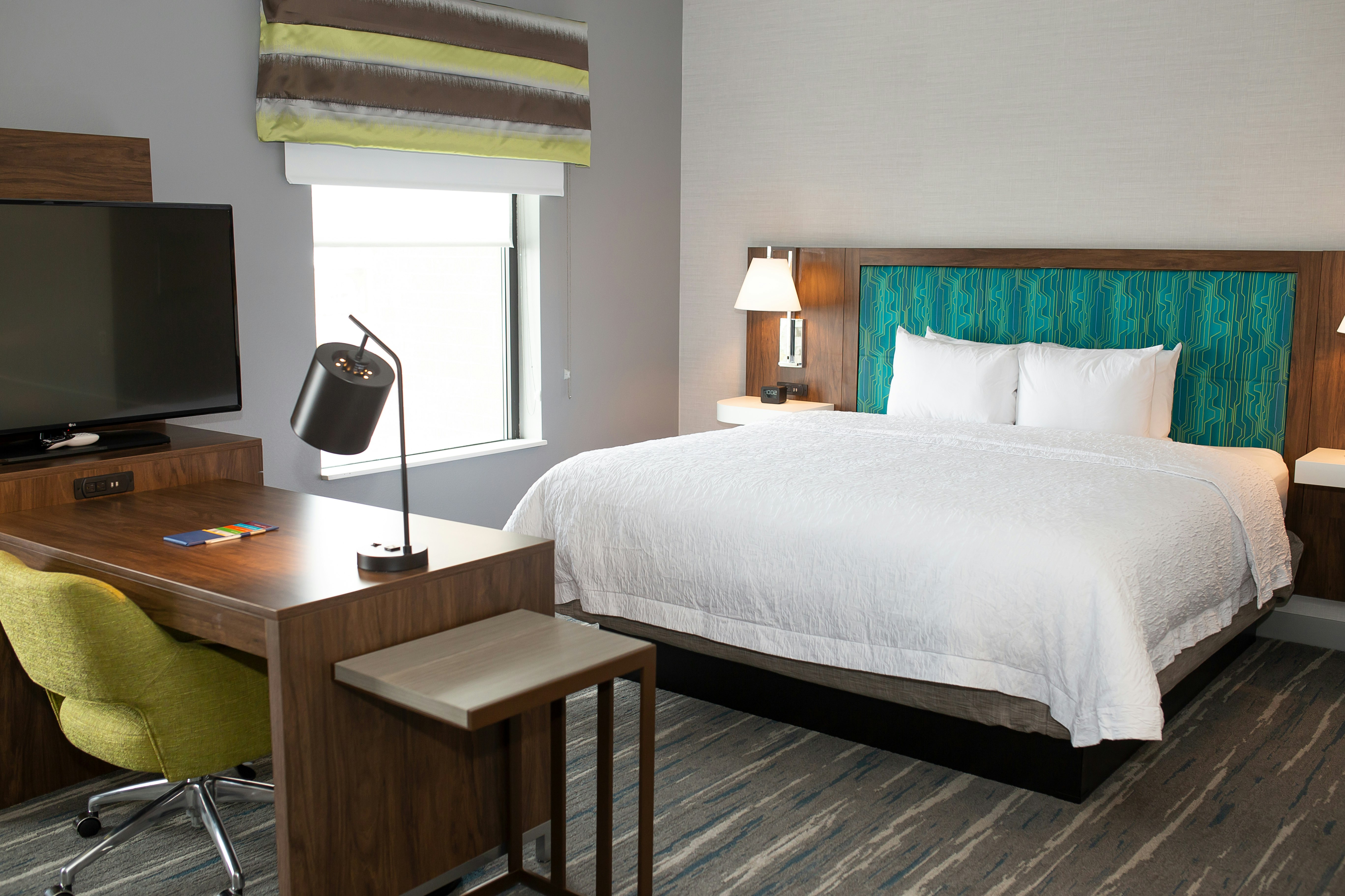 استوديو بسرير كينج، Hampton Inn and Suites Dundee 2/6