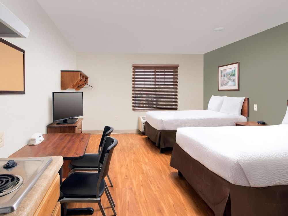 WoodSpring Suites Colorado Springs 8/47