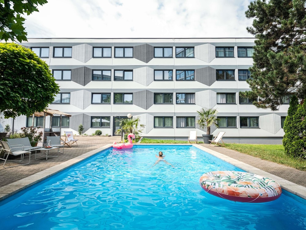 Ibis Styles Linz 3/45