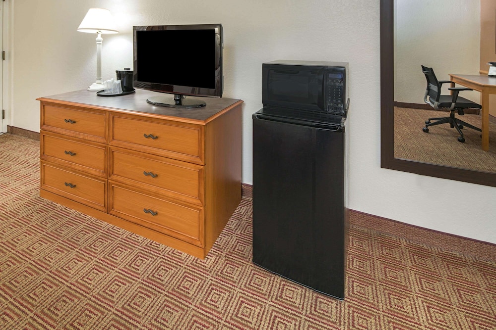 La Quinta Inn San Diego Miramar 33/37