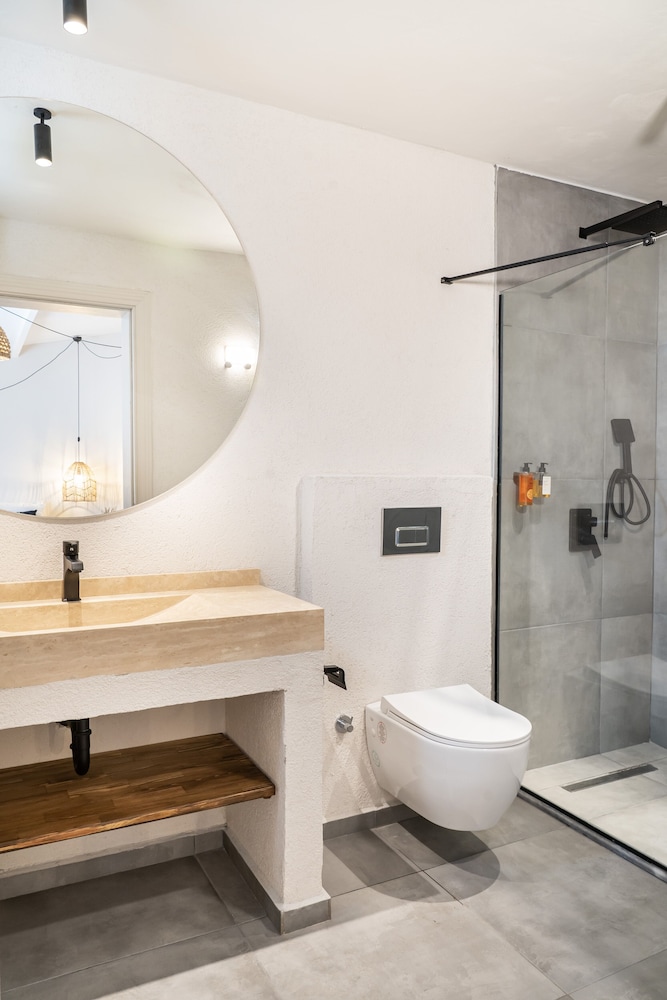 Agustos Hotel Alacati 48/50