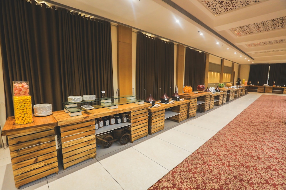 Rudraksh Club & Resort 24/27
