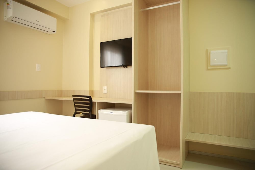 STAY INN HOTEL 22/53