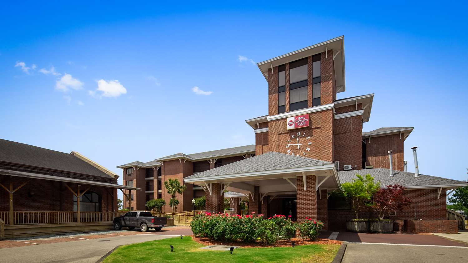 Best Western Plus Coastline Inn 4/26