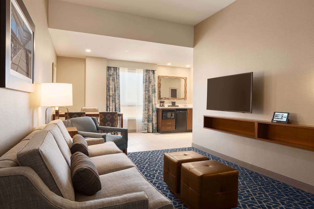Embassy Suites By Hilton Denton Convention Center 31/58