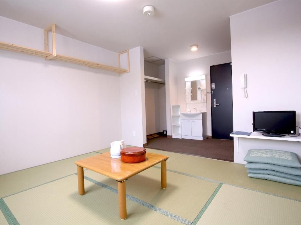 Lodge Koropokkuru 38/50