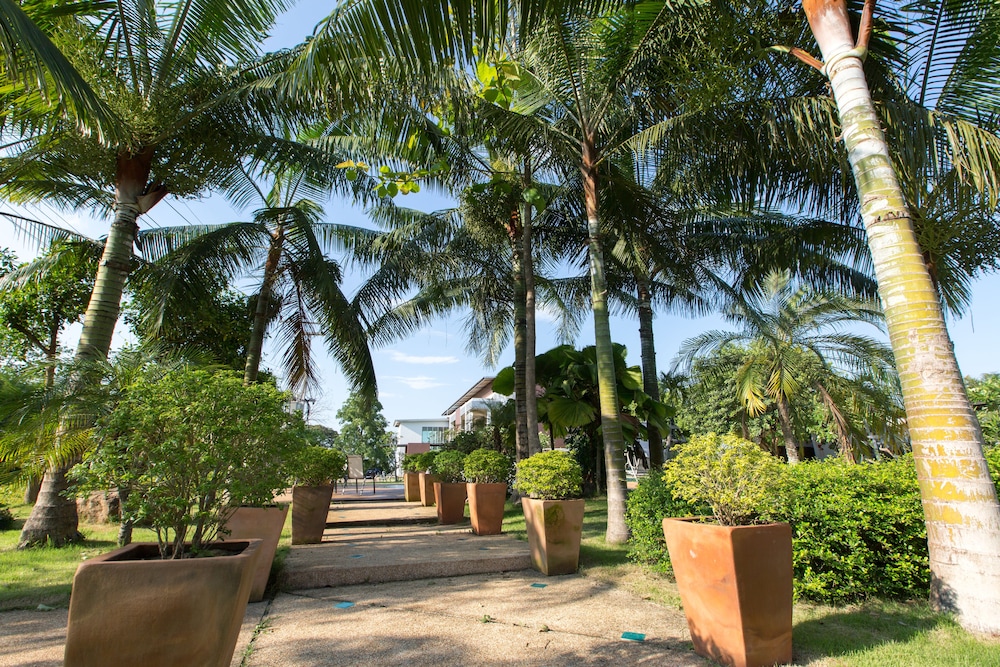 Bandu Resort 4/33