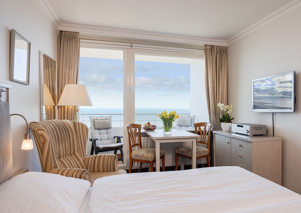 Strandhotel Monbijou 4/32