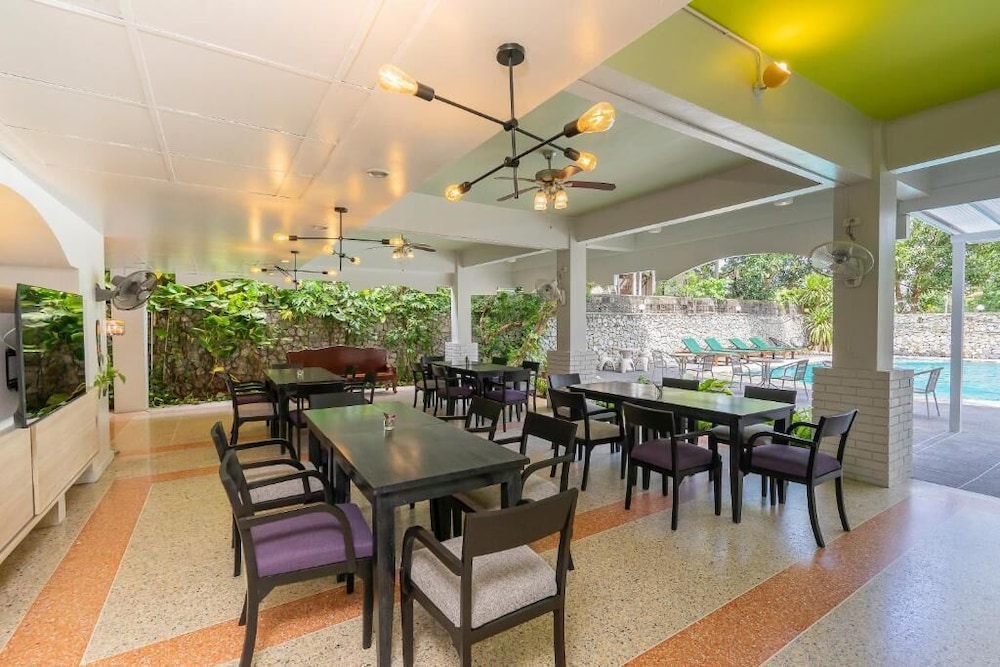 Sawasdee Place Hotel 52/62