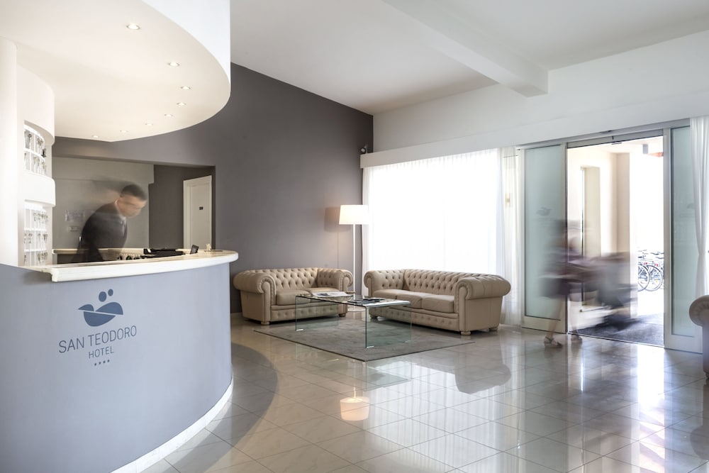 Hotel San Teodoro 8/68