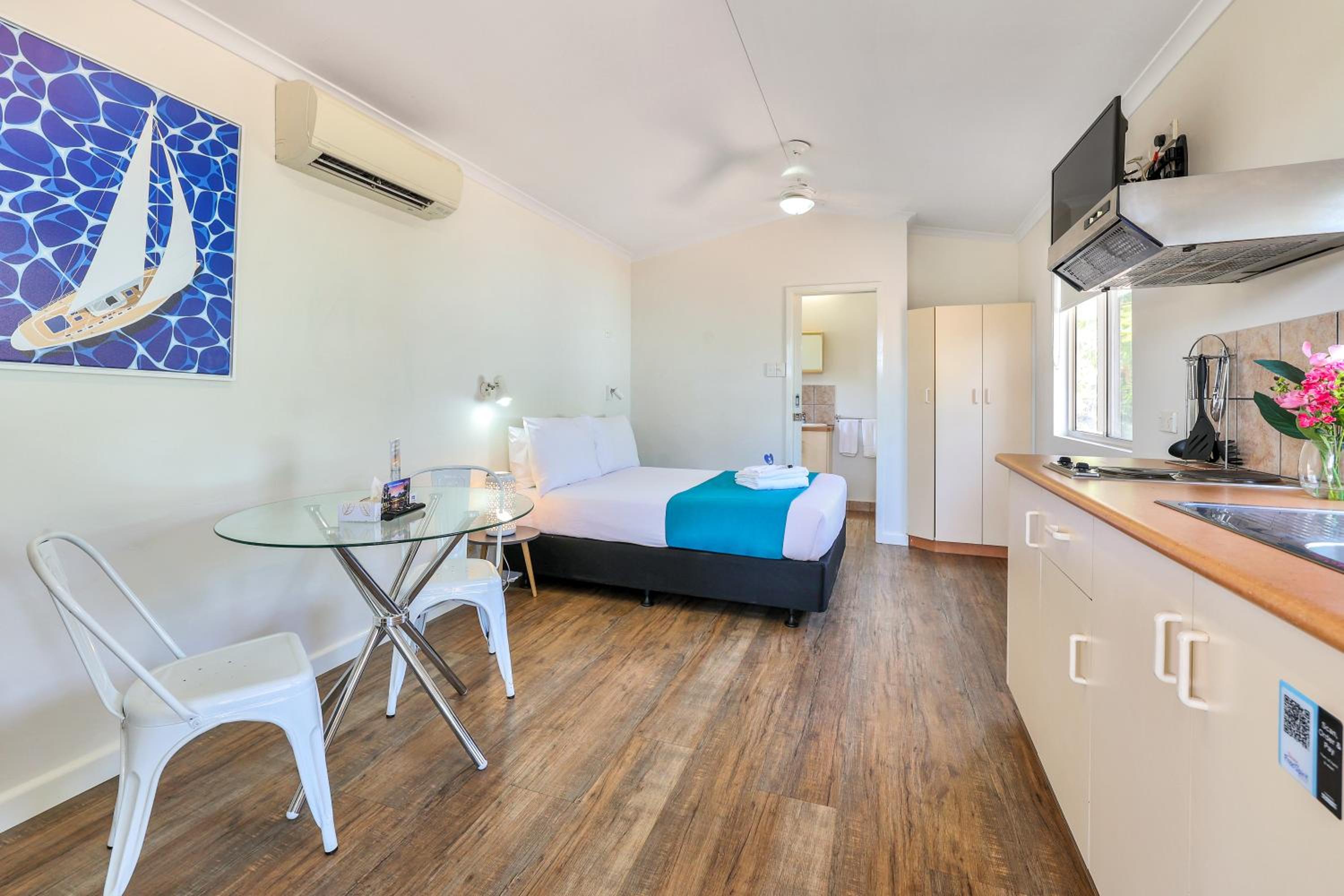 Deluxe, Double Bed, DARWIN FREESPIRIT RESORT 5/7