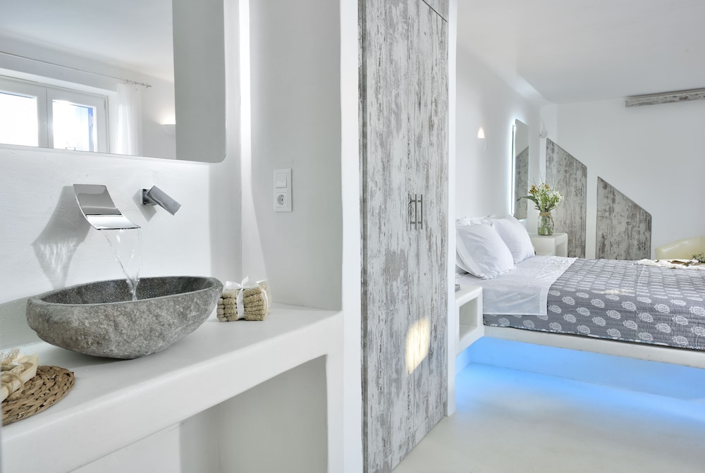 Elegant Villas & Suites Mykonos 32/36