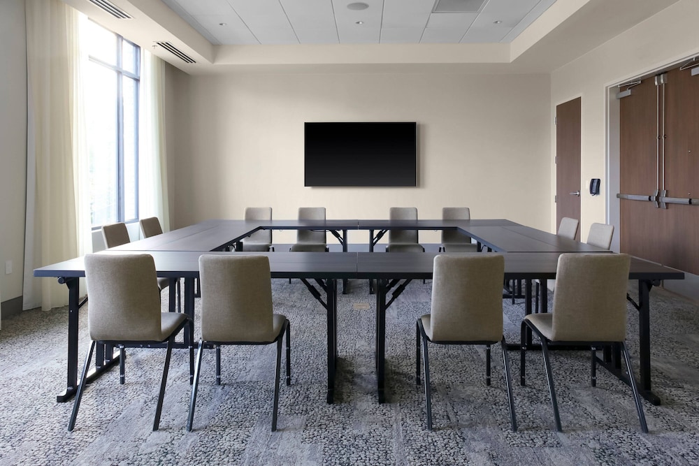 Courtyard by Marriott Thomasville Downtown 37/44