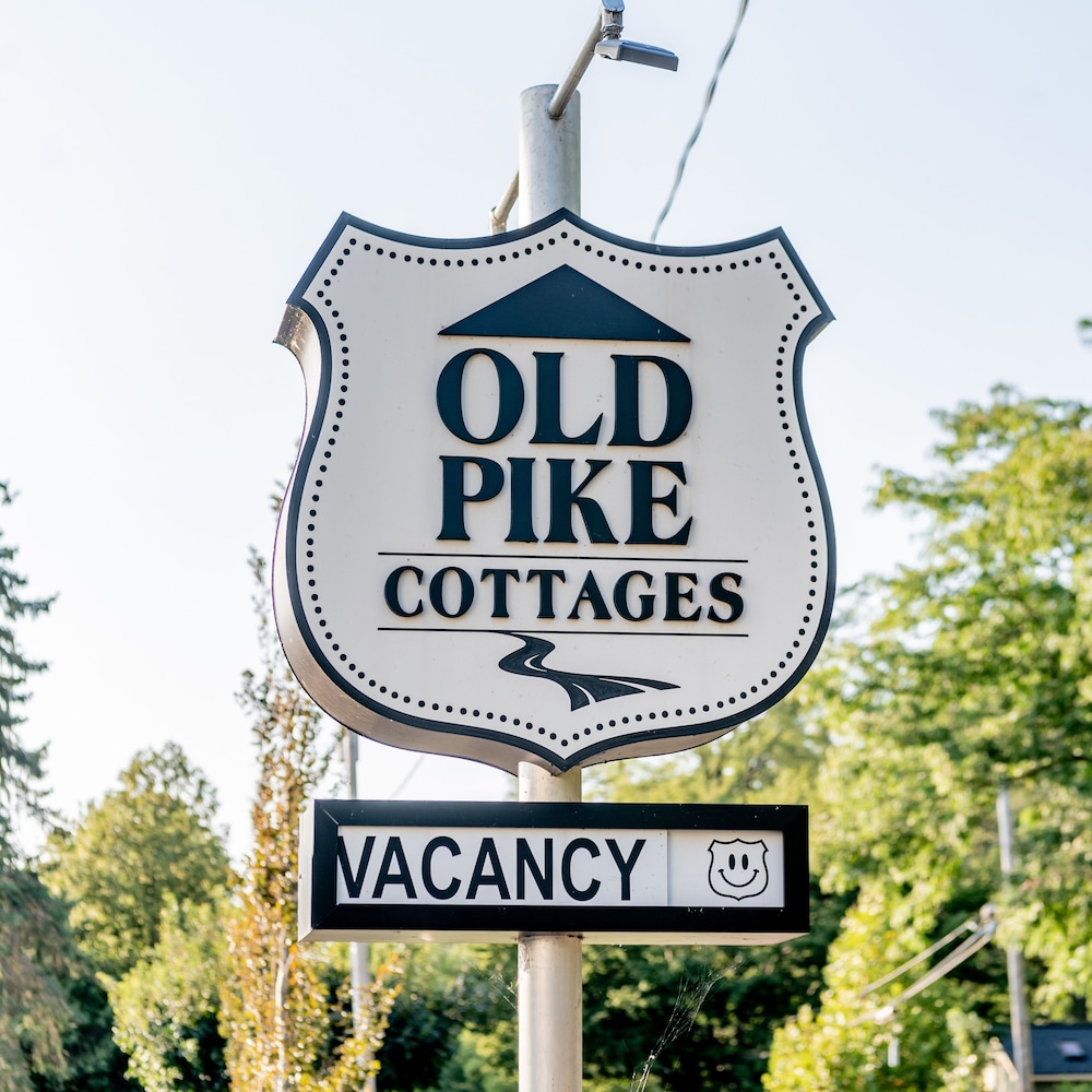 Old Pike Cottages 2/50