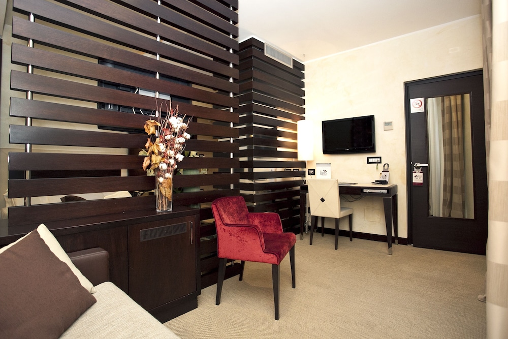 Les Fleurs Luxury House 27/44