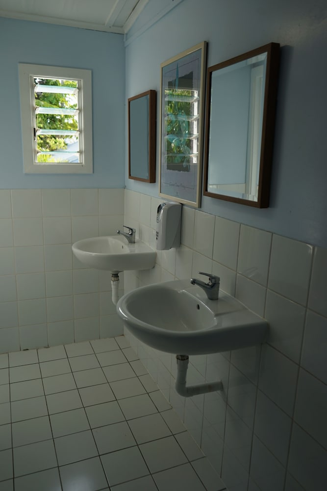 Paradise Travellers Rest 50/50